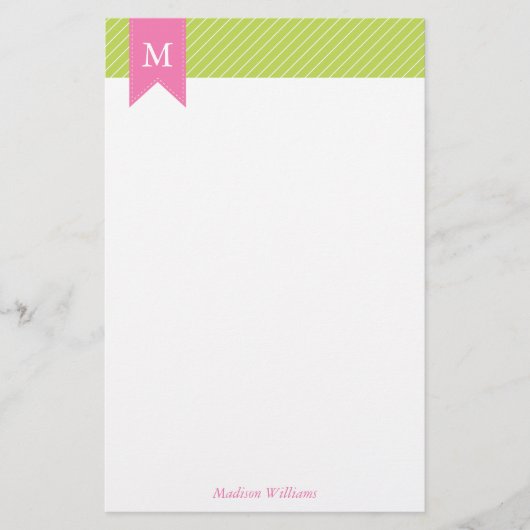 Groen diagonaal-strips patroon en roze monogram briefpapier (Voorkant)