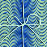Groen en blauw Moiré Stripes - Trippy Abstract Cadeaupapier<br><div class="desc">Dit abstracte en moderne gestreepte ontwerp is vooral gemaakt voor wie van ongewone maar schone design houdt. De optische illusie van het moiré-patroon geeft een indruk van digitale glitch en golvende beweging. Belangrijkste kleuren van de strepen: blauw en lichtgroen. Ontdek meer verpakkingsmateriaal met trippy patronen in mijn MOIRÉ GIFT WRAP...</div>