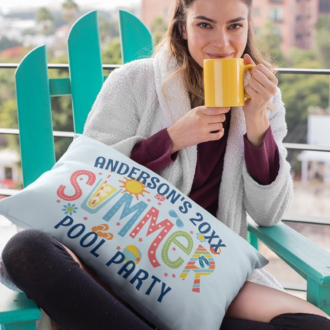 Groen en blauw speels zomerse poolparty buitenkussen (Creator heeft geüpload)