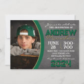 Groen en Brons Chalkboard Afstuderen Invitation Kaart (Voorkant)