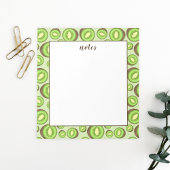 Groen en bruin kiwi's patroon met aangepaste tekst notitieblok