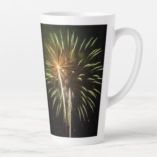 Groen en Goud Vuurwerk Vakantievereniging Latte Mok (Rechts)