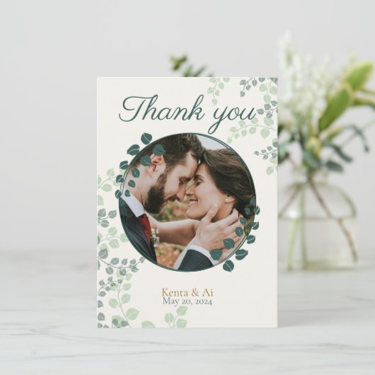 Groen en Monogram Bruiloft Flat Dank u kaart (Staand voorkant)