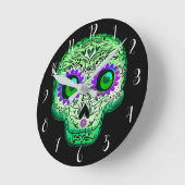 Groen en Paars gegloeiend Suiker Zwarte Halloween Ronde Klok (Hoek)