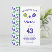 Groen en paars Pickleball B'day + RSVP-uitnodiging Kaart (Staand voorkant)