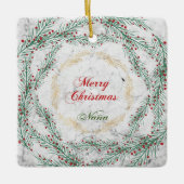 Groen en rood Wreath op Marble Nana Keramisch Ornament (Voorkant)