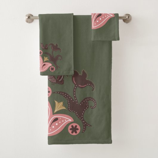 Groen en Roze Scandinavisch Patroon Bad Handdoek (Insitu)