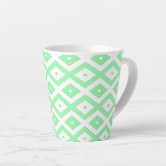Groen en wit diamantpatroon latte mok (Rechterhoek)