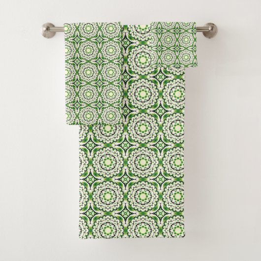 Groen en wit geometrisch patroon bad handdoek (Insitu)