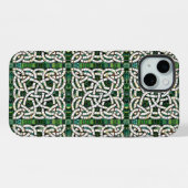 Groen en Wit Keltisch Knoopsteen Mozaïek iPhone Hoesje (Achterkant horizontaal)