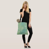 Groen en Wit Marmer Draai Abstract Tote Bag (Op model)