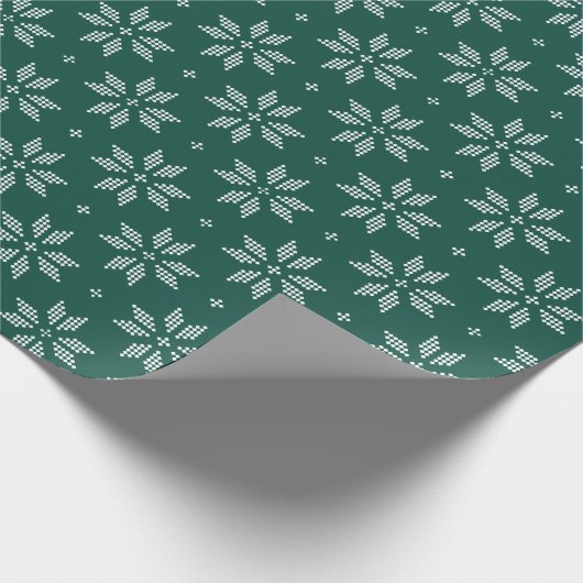 Groen en wit noords Snowflake Patroon | Vakantie Cadeaupapier (Hoek)