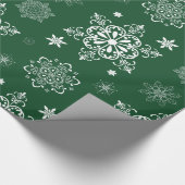 Groen en wit Snowflake patroon Cadeaupapier (Hoek)