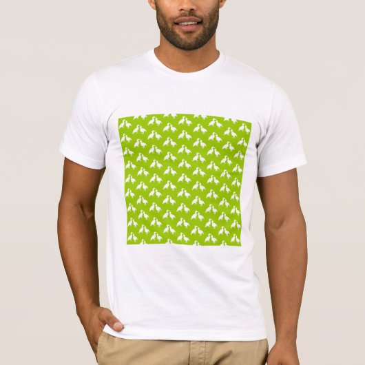 Groen en wit vogelpatroon. t-shirt (Voorkant)