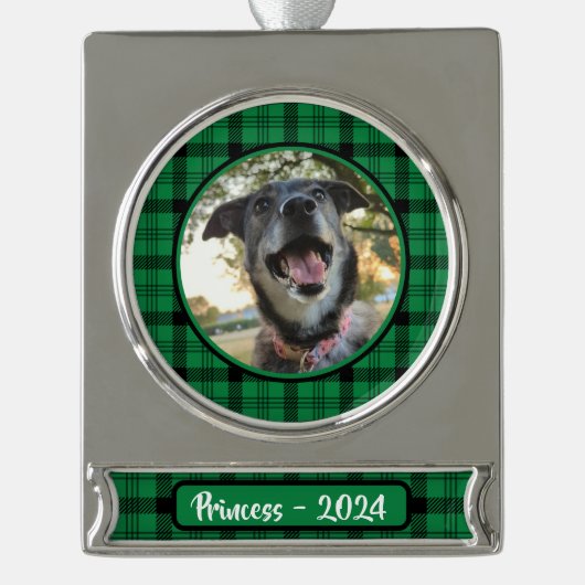 Groen en zwart geplakt hond Foto Kerstmis Verzilverd Banner Ornament (Voorkant)