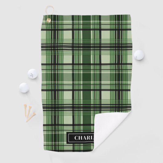 Groen en zwart geplakt patroon met aangepaste naam golfhanddoek (Insitu)