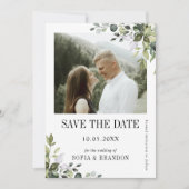 Groen Eucalyptus Emerald Rustieke Trouwfoto Save The Date (Voorkant)