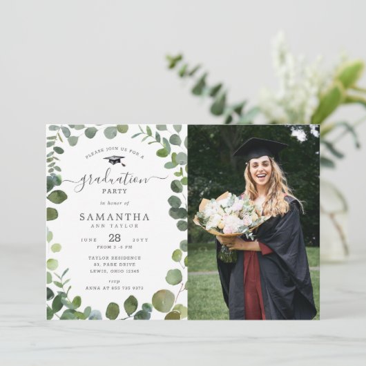 Groen Eucalyptus Foto Afstuderen Uitnodiging (Staand voorkant)