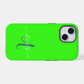 Groen Fluorescerend Neon Monogram iPhone 15 Case (Achterkant horizontaal)