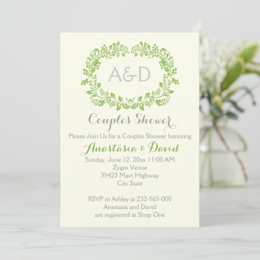 Groen gebladerte initialen bruiloft koppels douche kaart (Staand voorkant)