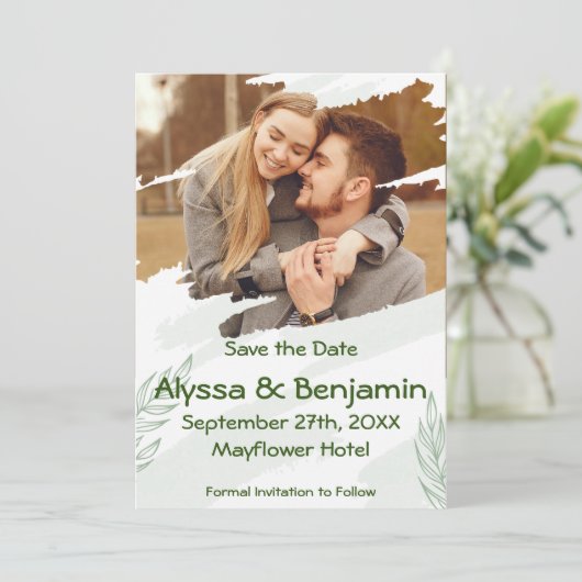 Groen gescheurde foto save the date (Staand voorkant)