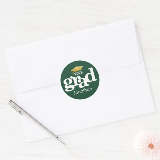 Groen Goud Afstuderen Vet Typografie Modern Ronde Sticker (Envelop)