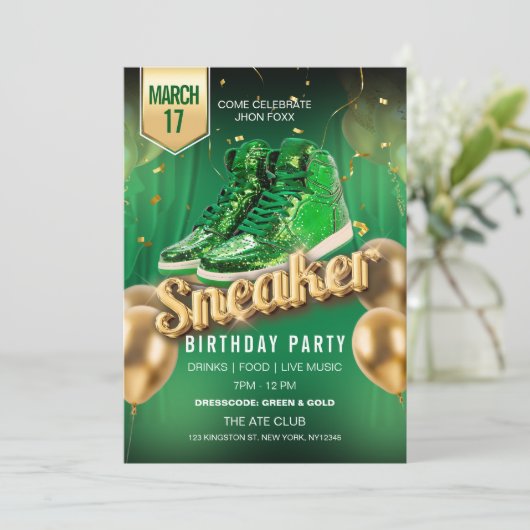Groen Goud Sneaker Bal Party Flyer Uitnodiging (Staand voorkant)