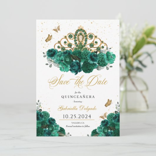 Groen & Goud Tiara Bewaar de datum Quinceañera Kaart (Staand voorkant)
