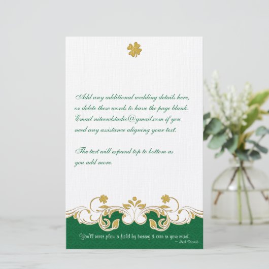 Groen, goud, witte scrollers, shamrocks Stationery Briefpapier (Staand voorkant)
