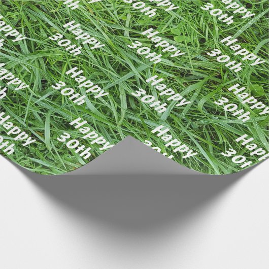 Groen gras 30th Birthday Wrapping Paper Cadeaupapier (Hoek)