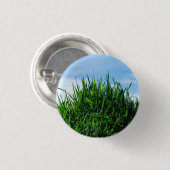 Groen gras tegen de achtergrond van het eindeloze ronde button 3,2 cm (Voorkant /achterkant)