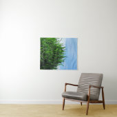 Groen gras tegen de achtergrond van het eindeloze wandkleed (In Situ (horizontaal))