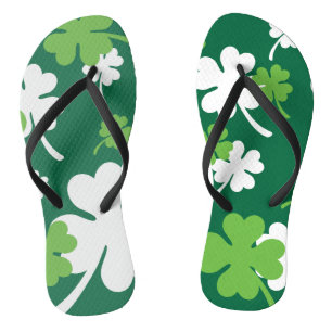 Groen klavertje vier blaadjes. St. Patrick's Day Teenslippers