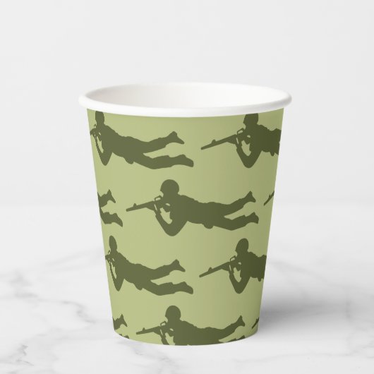 Groen Leger Man Sniper Pose Papieren Bekers