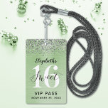 Groen Lief 16 Verjaardag VIP Badge<br><div class="desc">Een slimme manier om uw gasten uit te nodigen voor uw lieve 16 verjaardagsfeestje. Deze aangepaste lichtgroene geborsteld metaal zoete 16 VIP pass badge uitnodigingen zijn zeker om indruk te maken op uw gasten. Het ontwerp is voorzien van een faux lichtgroen geborsteld metaal met zilveren glitter en een modern handgeschreven...</div>