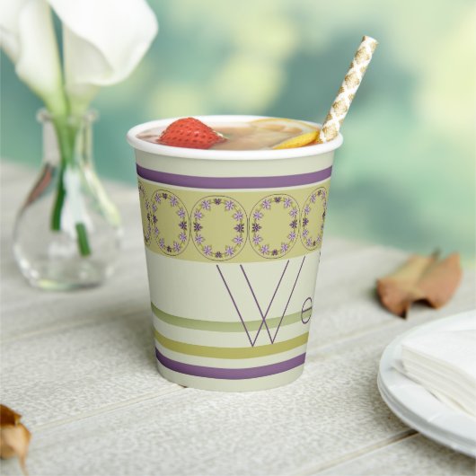 Groen met Paarse Papieren Bekers (Insitu)