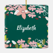 Groen met roze bloemen gepersonaliseerd keramisch ornament (Achterkant)