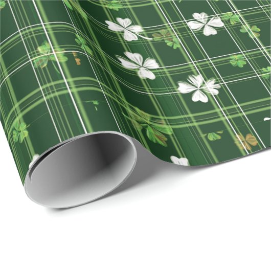 Groen met witte en groene klaverbladeren cadeaupapier (Rol Hoek)