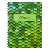 Groen Metallic Reptilian Scales Aangepast Hoesje Notitieboek (Voorkant)