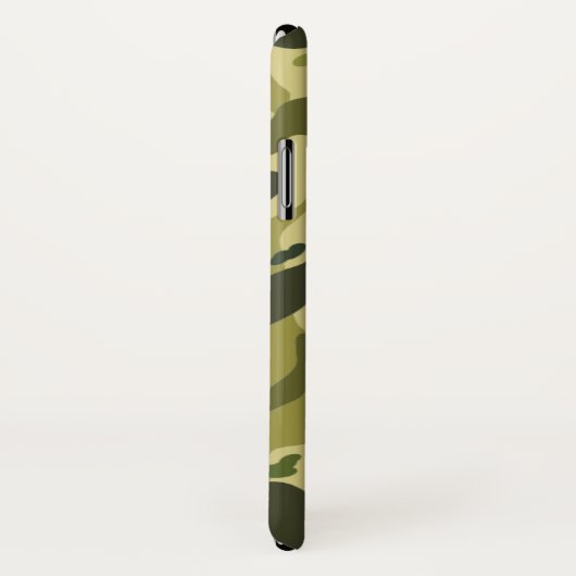 Groen militair camouflagepatroon met naam Case-Mate iPhone case (Achterkant / rechts)