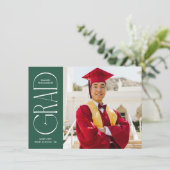 Groen Modern Minimalistisch Afstuderen Aankondigin Kaart (Staand voorkant)