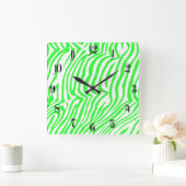 Groen neonkleurzebrapatroon vierkante klok (Huis)