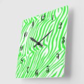 Groen neonkleurzebrapatroon vierkante klok (Hoek)