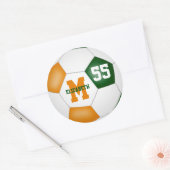 Groen oranje team kleuren voetbal op maat ronde sticker (Envelop)