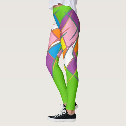 Groen paarse sinaasappel en geel patterned leggings (Links)