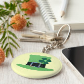 Groen pet met klaver voor St. Patrick's day Sleutelhanger (Zijkant)