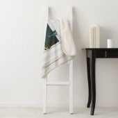 GROEN PLANT OP WITTE VENSTER SHERPA DEKEN (In situ)