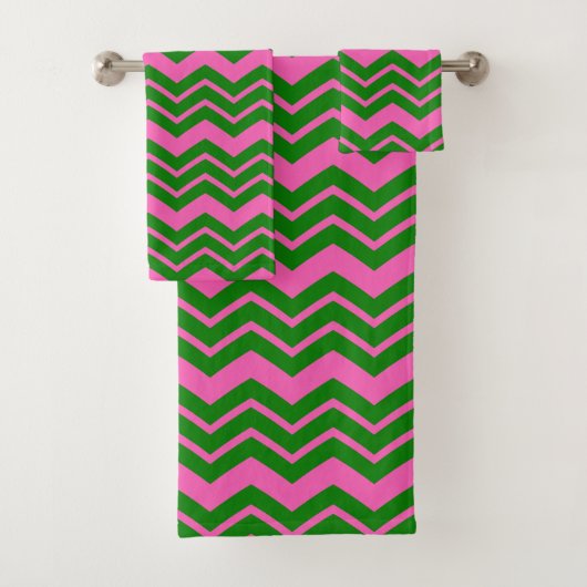 Groen Roze Chevron Zigzag Ontwerp Bad Handdoek (Insitu)
