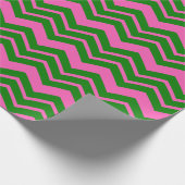 Groen Roze Chevron Zigzag Ontwerp  Cadeaupapier (Hoek)