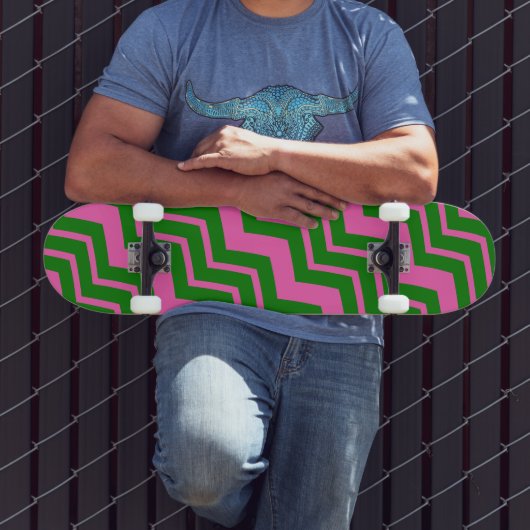 Groen Roze Chevron Zigzag Ontwerp Persoonlijk Skateboard (Buiten 3)